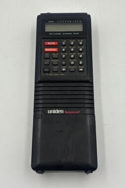 Vintage Uniden Bearcat BC100XLT Handheld 100 Channel Scanner read description
